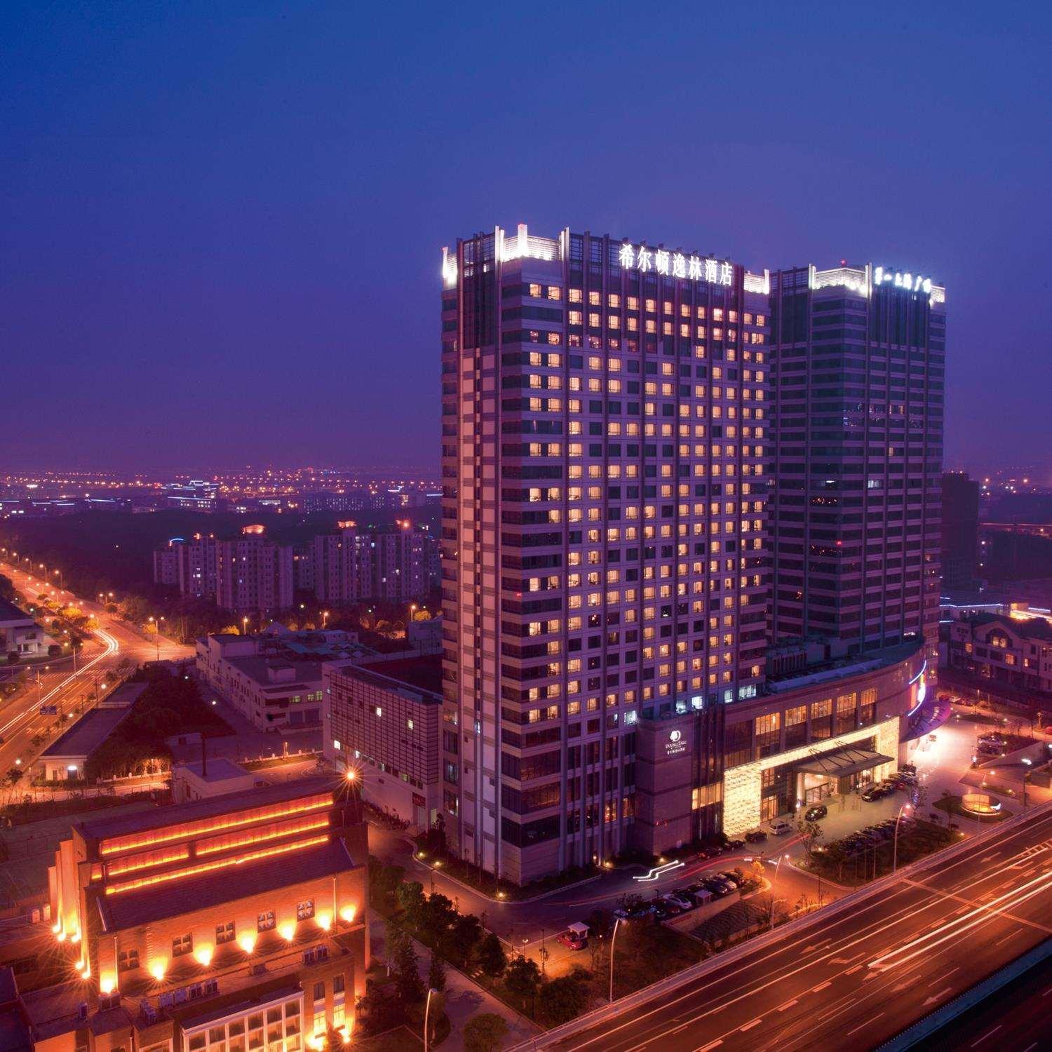 Hotel Doubletree By Hilton Wuxi à Wuxi  Extérieur photo