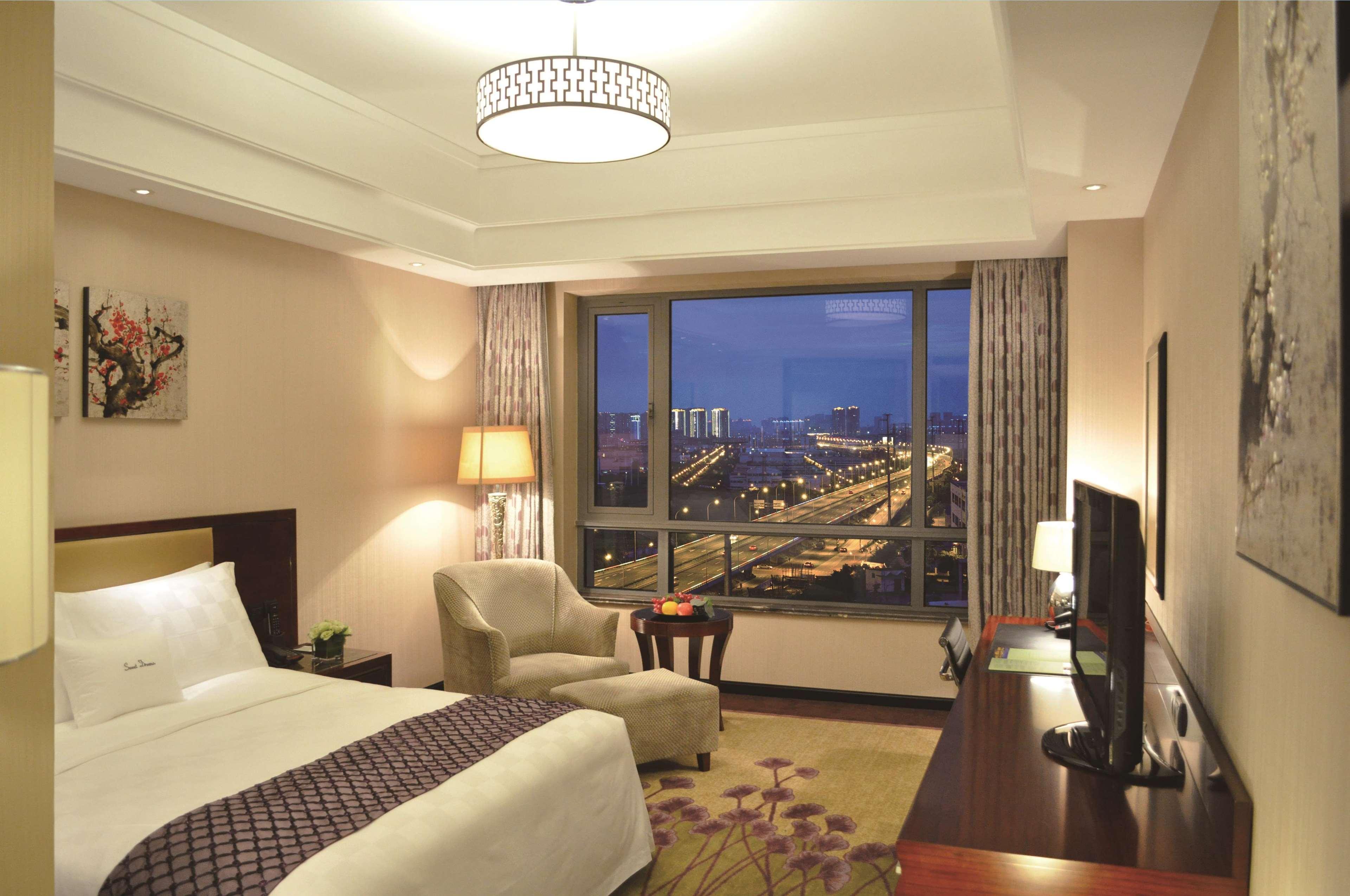 Hotel Doubletree By Hilton Wuxi à Wuxi  Chambre photo