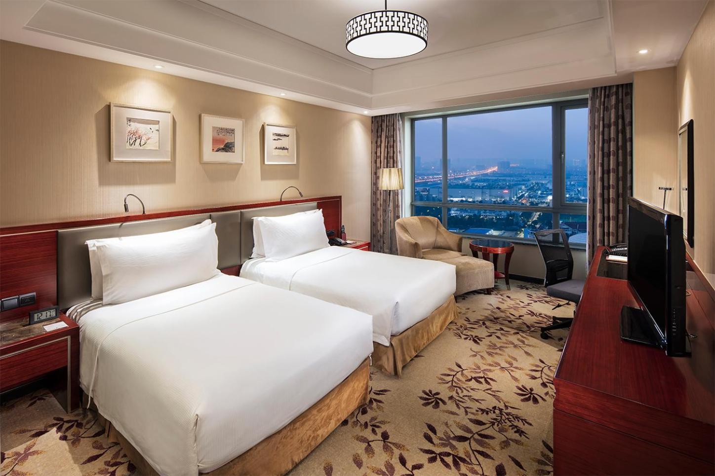 Hotel Doubletree By Hilton Wuxi à Wuxi  Extérieur photo