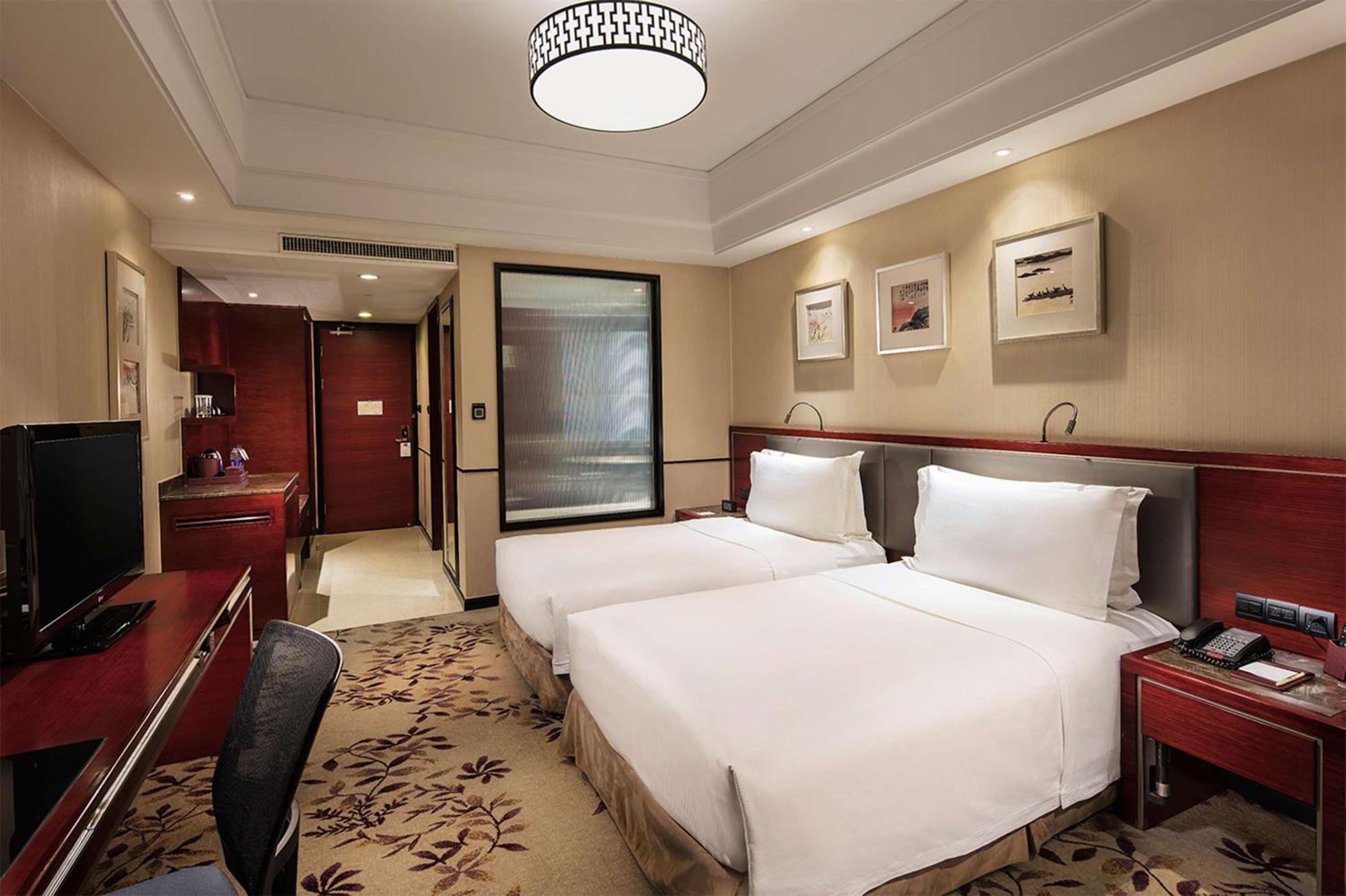 Hotel Doubletree By Hilton Wuxi à Wuxi  Extérieur photo