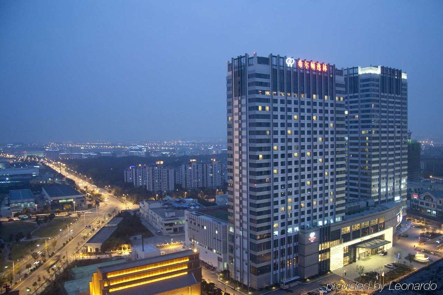 Hotel Doubletree By Hilton Wuxi à Wuxi  Extérieur photo
