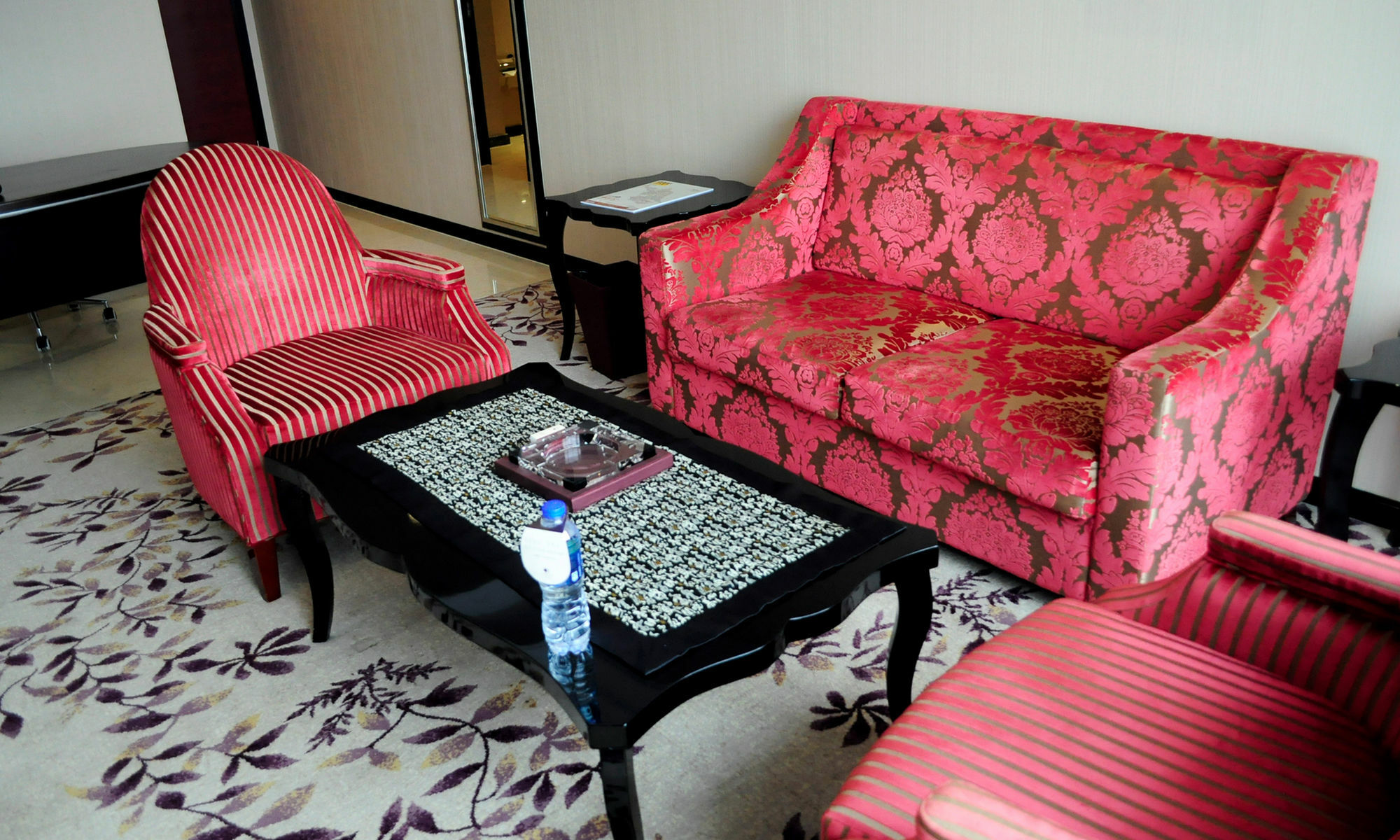 Hotel Doubletree By Hilton Wuxi à Wuxi  Extérieur photo
